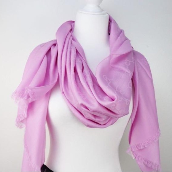 Gucci Rose Pink Guccissima Shawl/Wrap - Picture 4 of 15